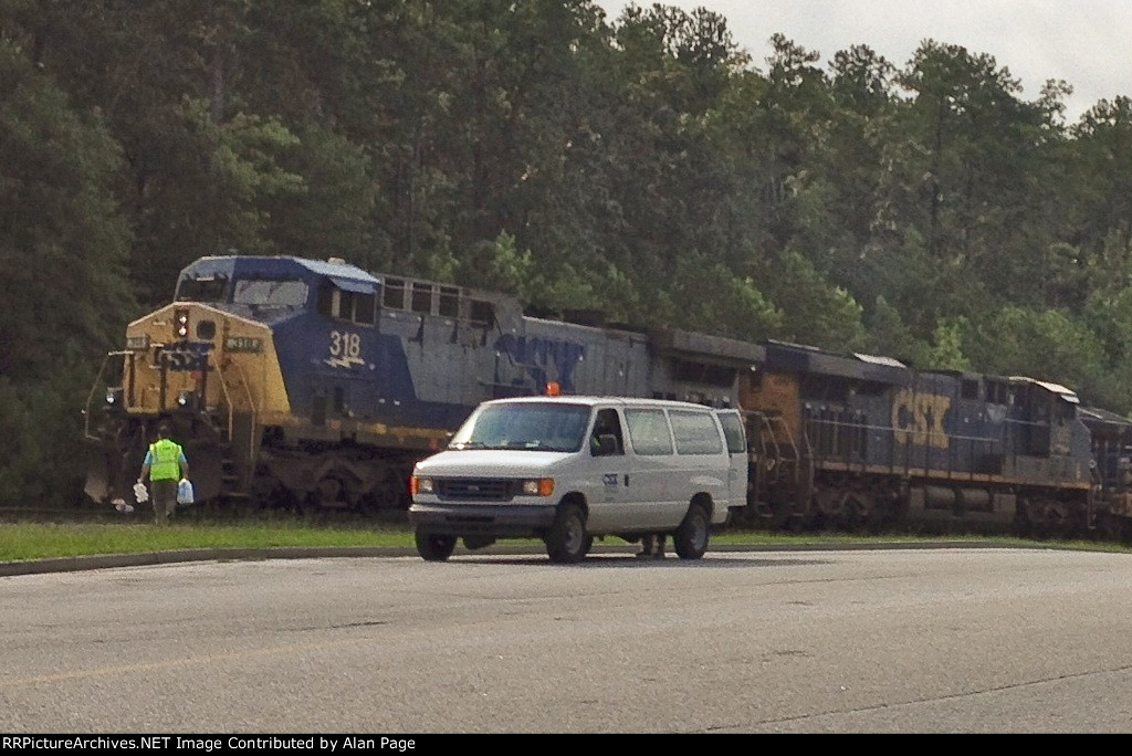 CSX 318 getting ready